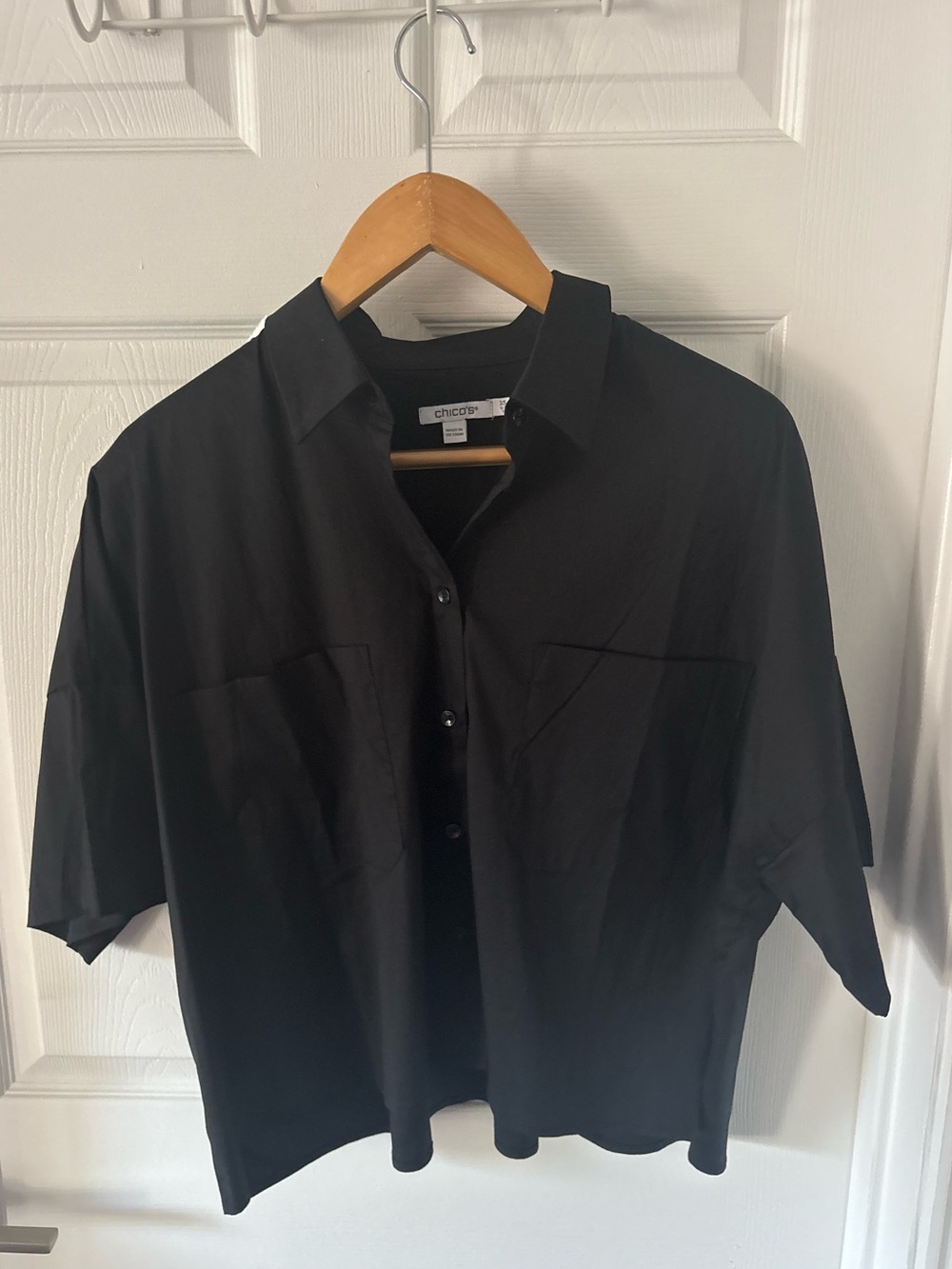 Chico's Black Boxy Button Down Short Sleeve Blouse Shirt Size 2.5 US XL 14